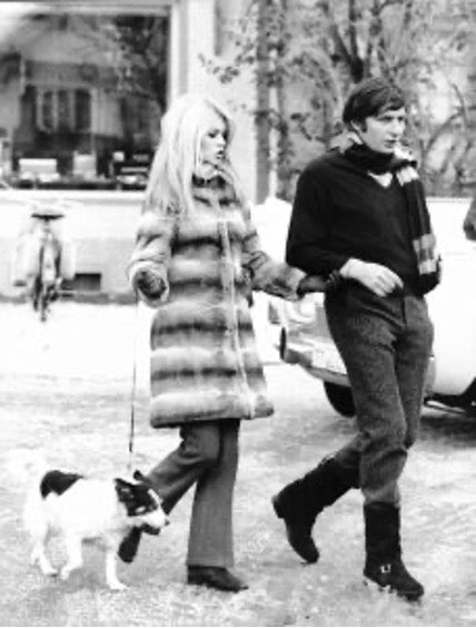 Gunter Sachs and Brigitte Bardot 1967 St Moritz. Source RDB