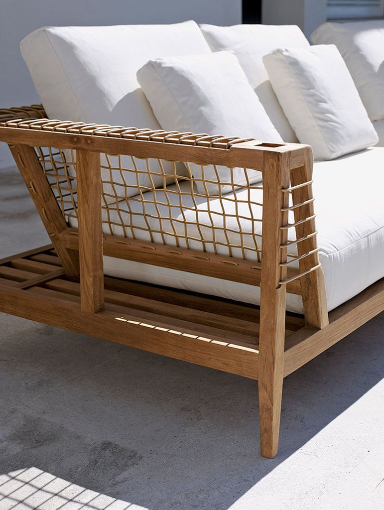 Synthesis Sofa in teak and WaProLace 