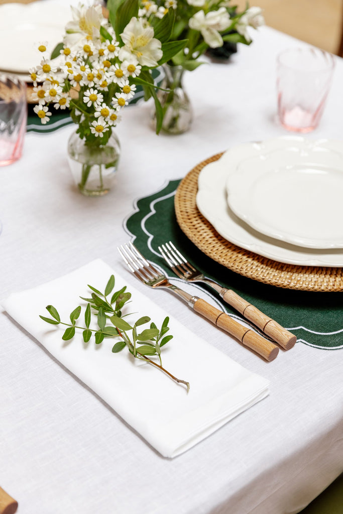  Classic white mitred linen dinner napkin